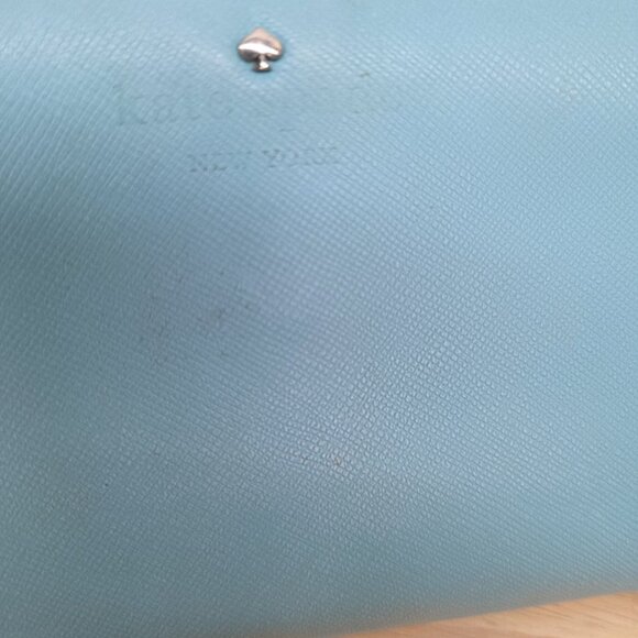 Kate Spade New York Round Zipper Wallet Cedar Street Lacey Light Blue - Picture 2 of 10